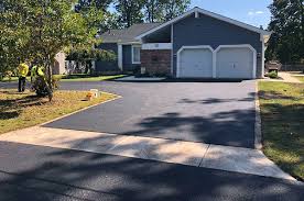 Best Driveway Pressure Washing  in Town And Country, MO